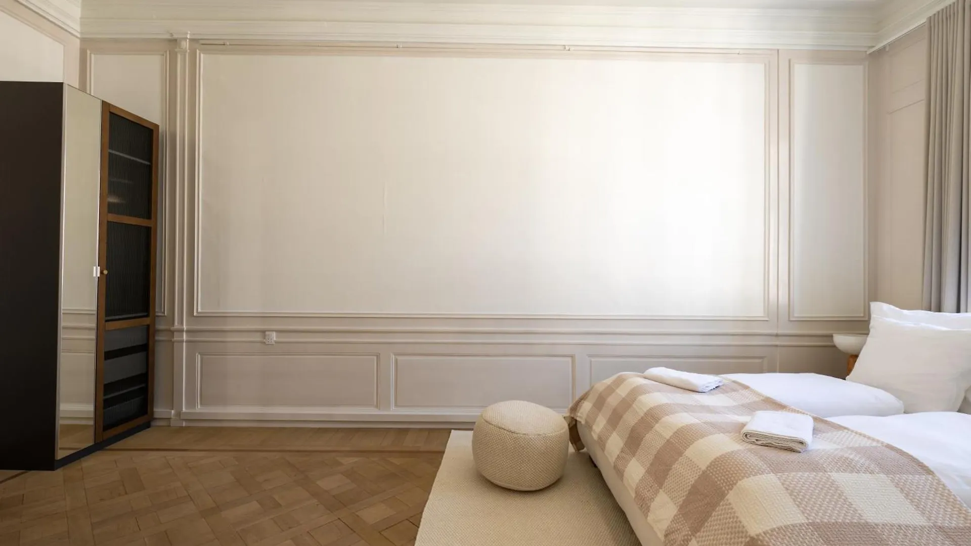 Royal And Luxurious Manor Apartments Copenaghen