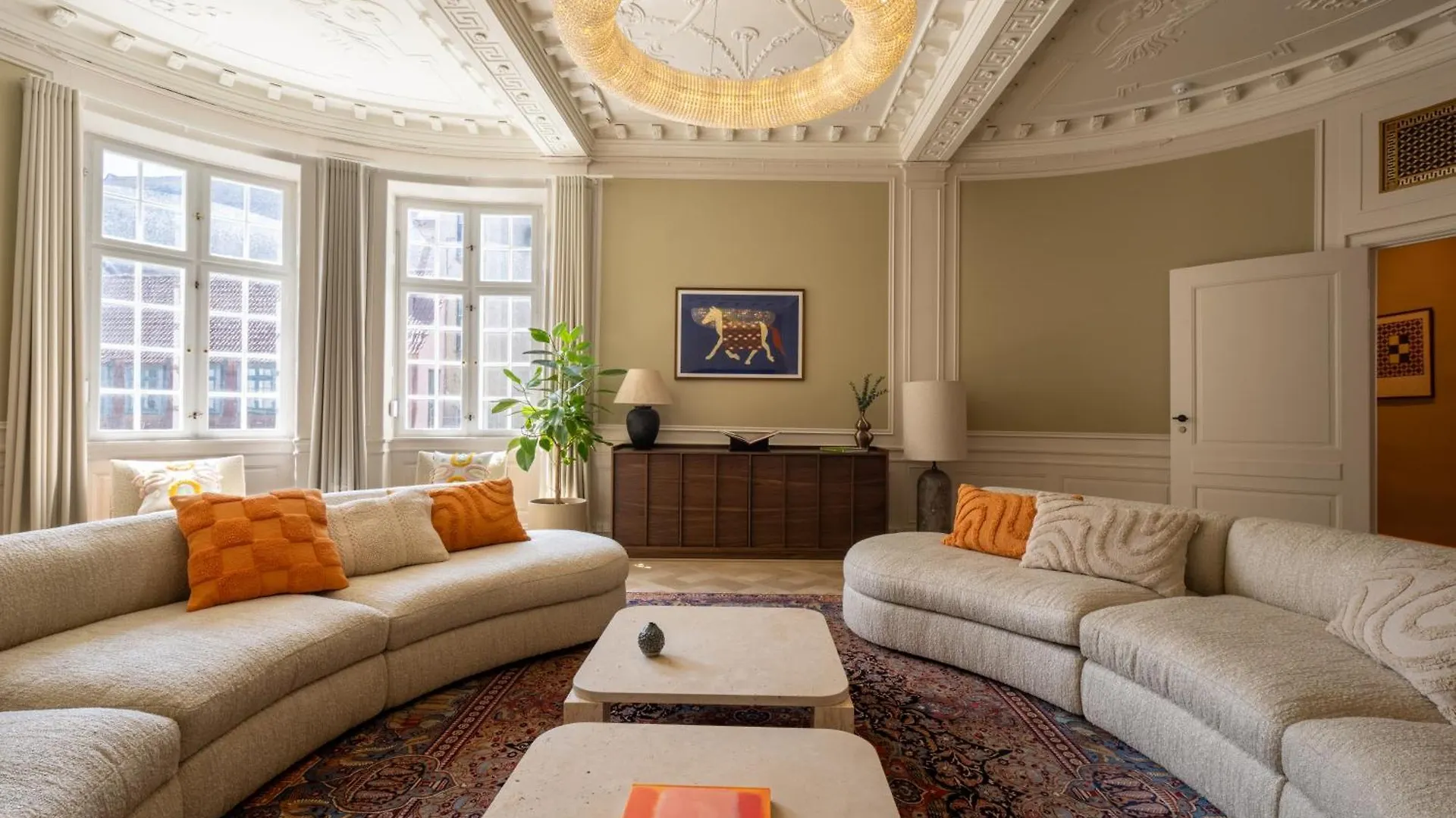 Royal And Luxurious Manor Apartments Copenaghen